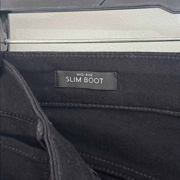 WHBM Mid-rise Slim Bootcut jeans, black, size 10L - Picture 10 of 14